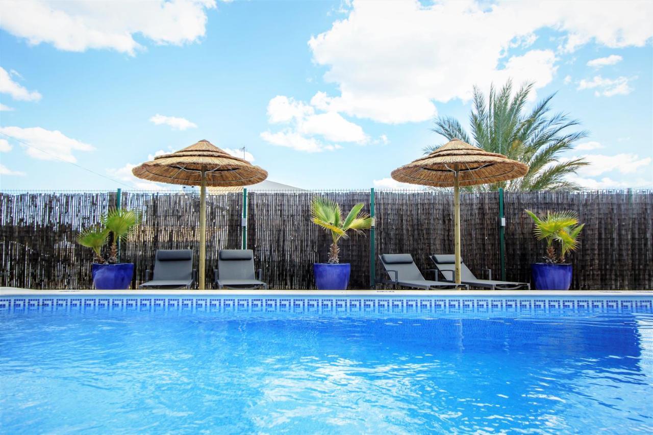 Villa Yvonne,Private Pool,Private Parking 1,7 Km From The Beatch อัลบูเฟรา ภายนอก รูปภาพ